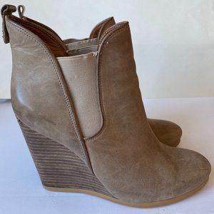 COACH Farah bootie--Nubuck suede